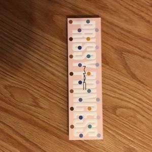 MAC Cosmetics - Prissy Princess Eye Shadow/ Highlighter Palette
